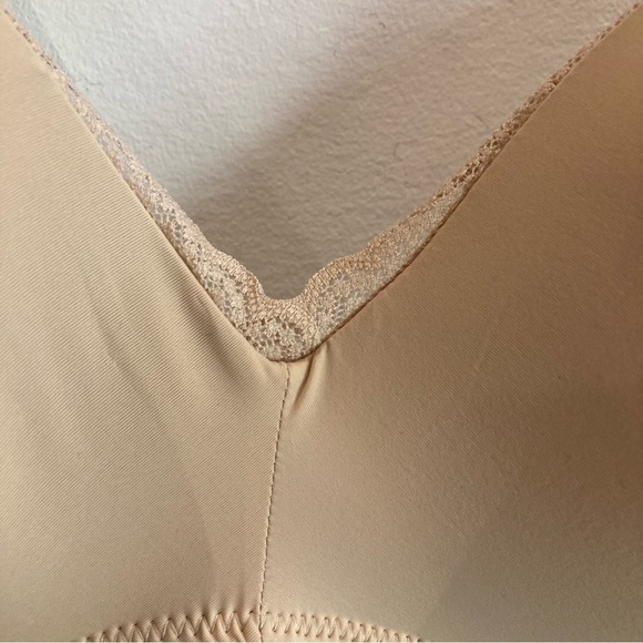 AERIE Sz 36C Wireless Light Padding Adjustable Straps Hook & Eye Closure Bra NWT - Picture 5 of 11